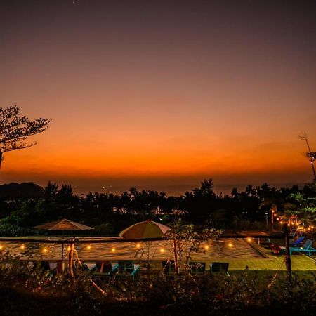 Lover View Pool Bar & Bungalows Ngwesaung Extérieur photo